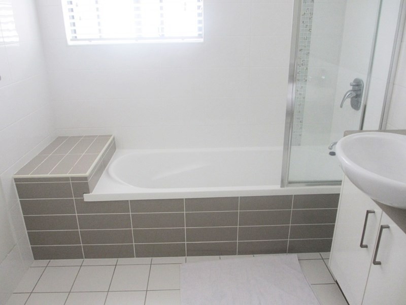 3/8 Charnwood Street, Sunnybank Hills QLD 4109