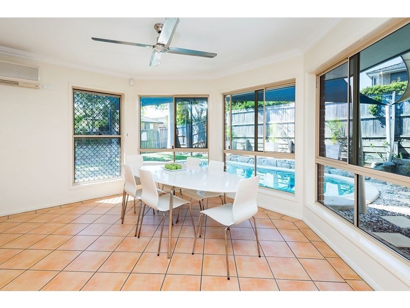1 Picardi Close, Mansfield QLD 4122