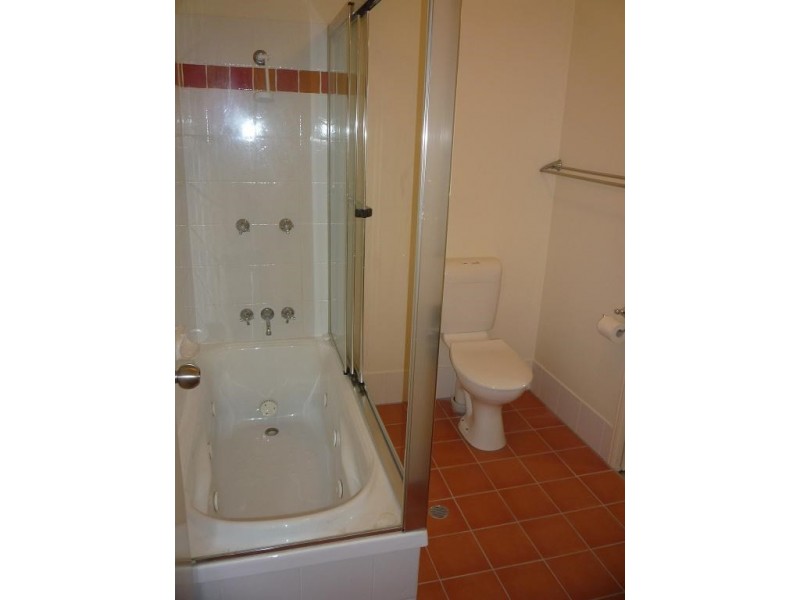 8/188 Broadwater Road, Mansfield QLD 4122