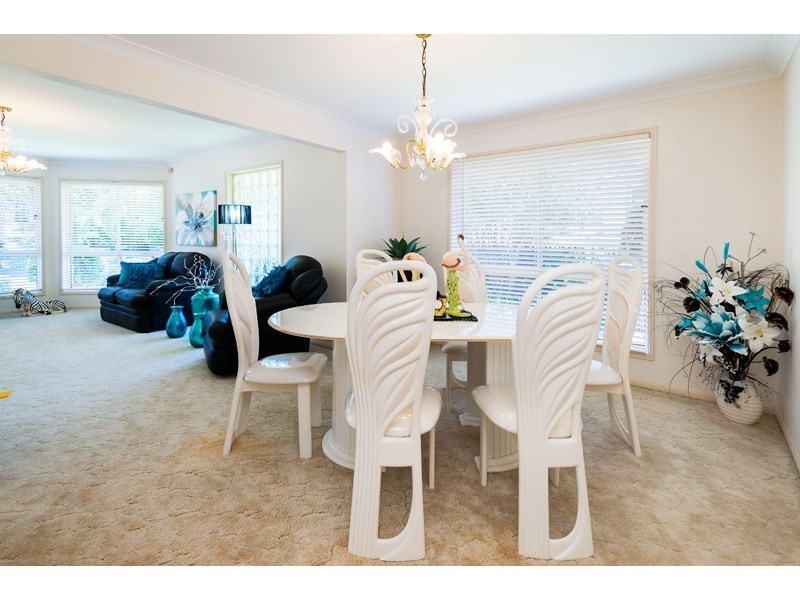 75 Michelangelo Crescent, Mackenzie QLD 4156