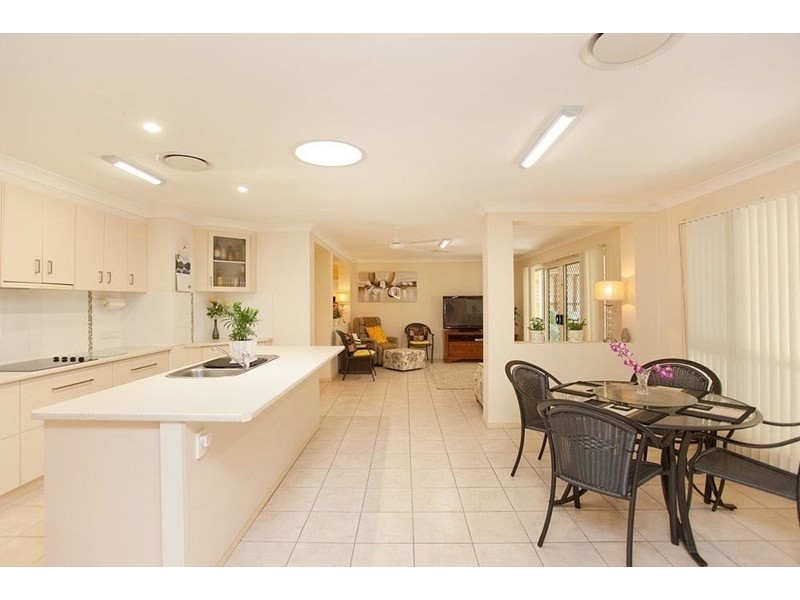 25 Rivergum Place, Mackenzie QLD 4156