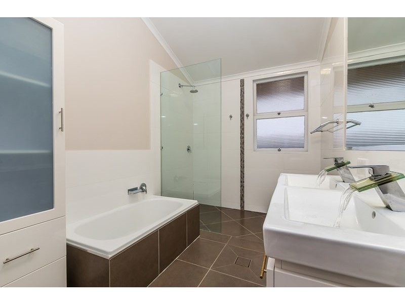 109 Dawson Road, Upper Mount Gravatt QLD 4122