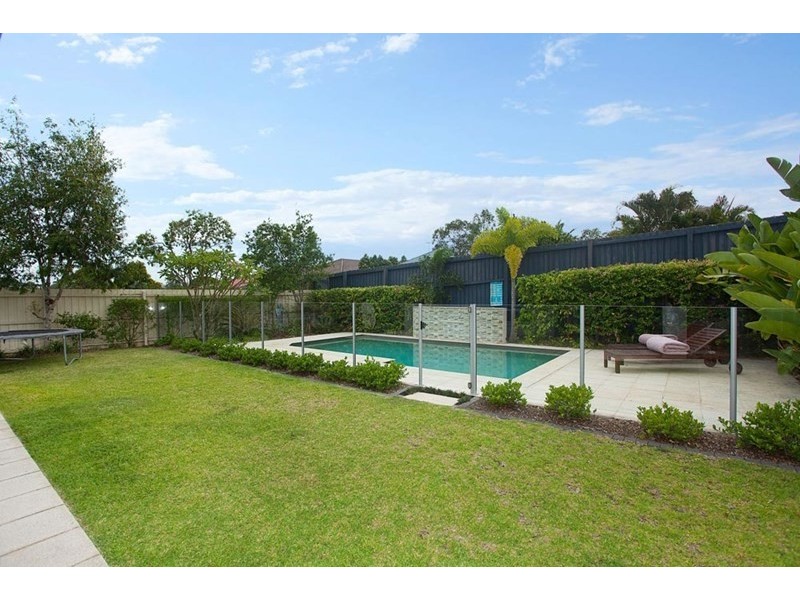 21 Sovereign Close, Wishart QLD 4122