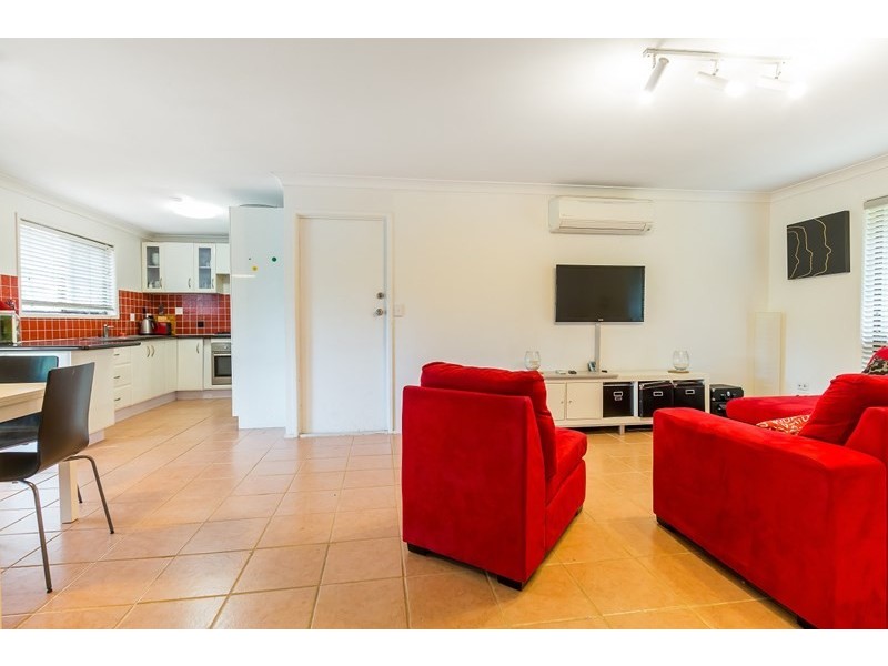 58 Ham Road, Mansfield QLD 4122