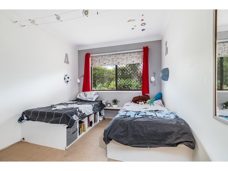 58 Ham Road, Mansfield QLD 4122