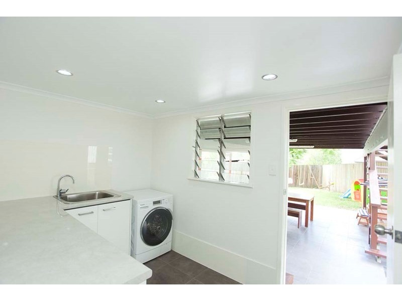 4 Cary Street, Mount Gravatt East QLD 4122