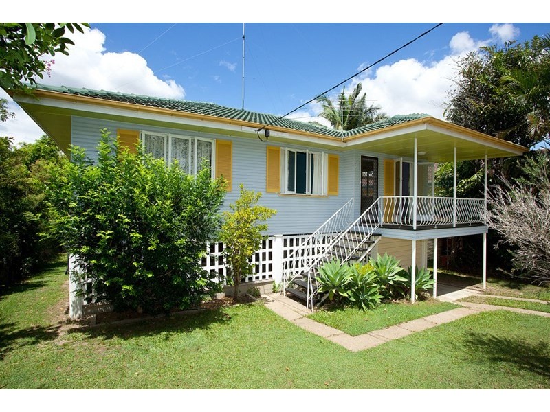 4 Curfew Street, Upper Mount Gravatt QLD 4122