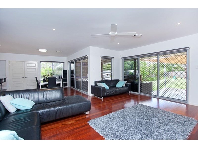 35 Pine Street, Runcorn QLD 4113