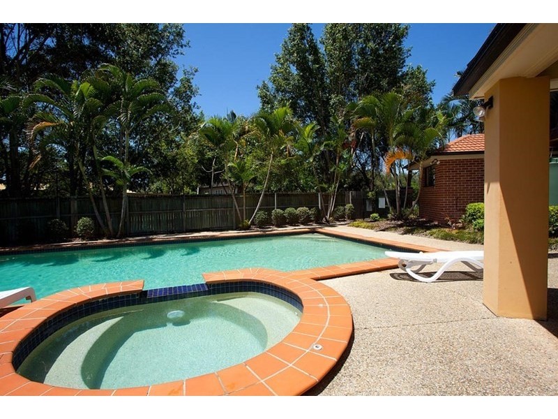 18 Whitley Street, Mount Gravatt East QLD 4122