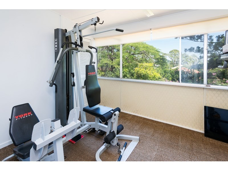 32 Lade Street, Coorparoo QLD 4151