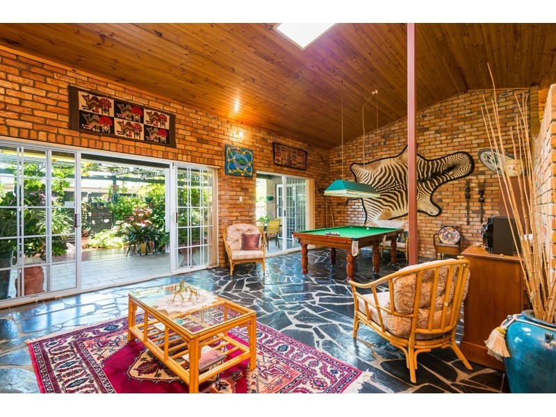 10 Brigadoon Street, Mansfield QLD 4122