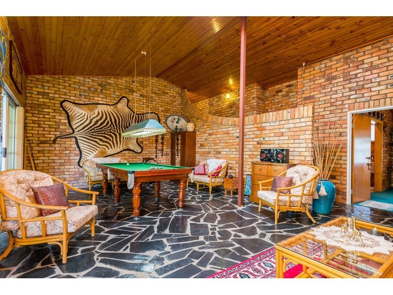 10 Brigadoon Street, Mansfield QLD 4122