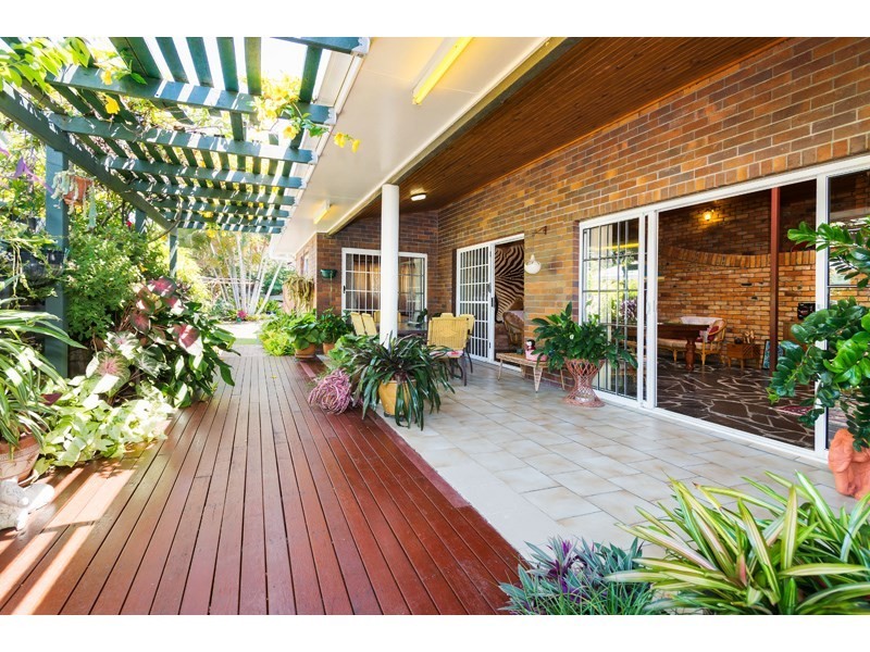 10 Brigadoon Street, Mansfield QLD 4122