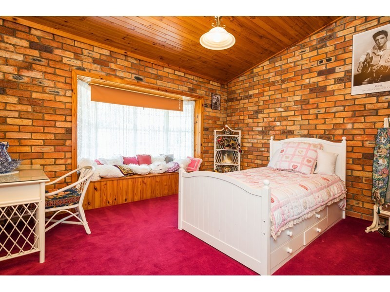 10 Brigadoon Street, Mansfield QLD 4122