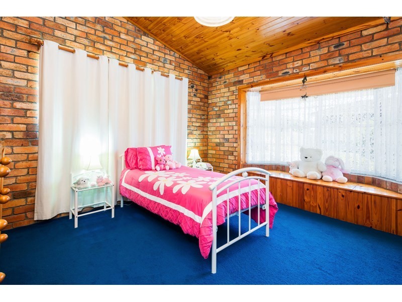 10 Brigadoon Street, Mansfield QLD 4122