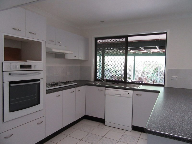 120 Goorari Street, Eight Mile Plains QLD 4113