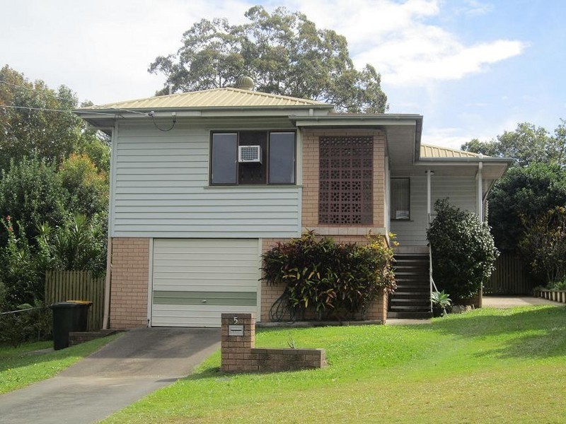 5 Lacon Street, Holland Park West QLD 4121