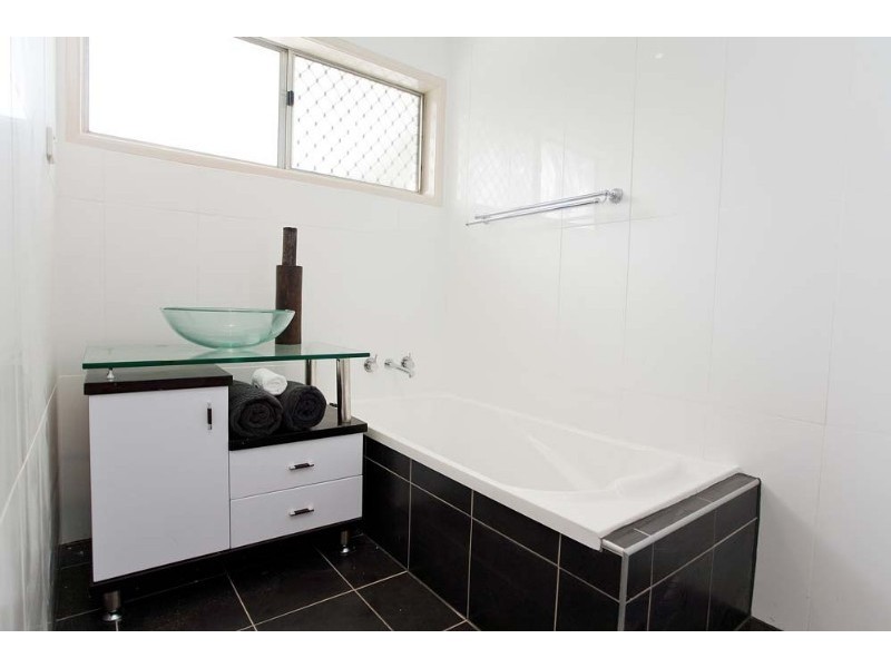 18 Malmrose Street, Wishart QLD 4122