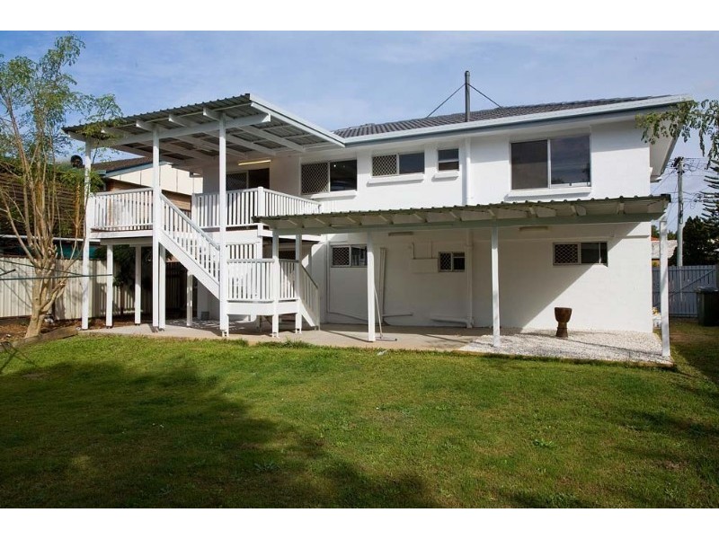 18 Malmrose Street, Wishart QLD 4122