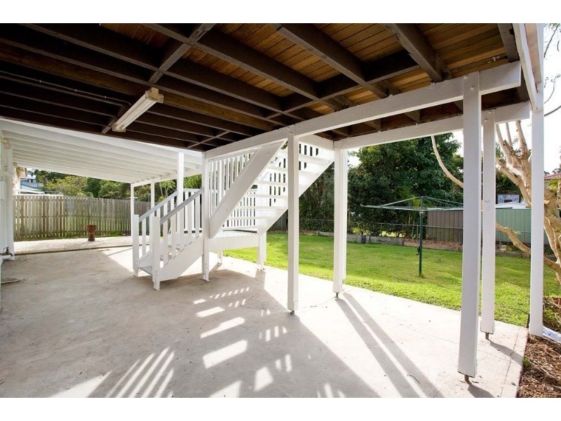 18 Malmrose Street, Wishart QLD 4122