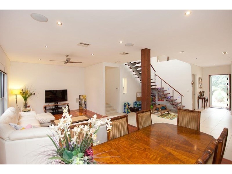 1551 Logan Road, Mount Gravatt QLD 4122