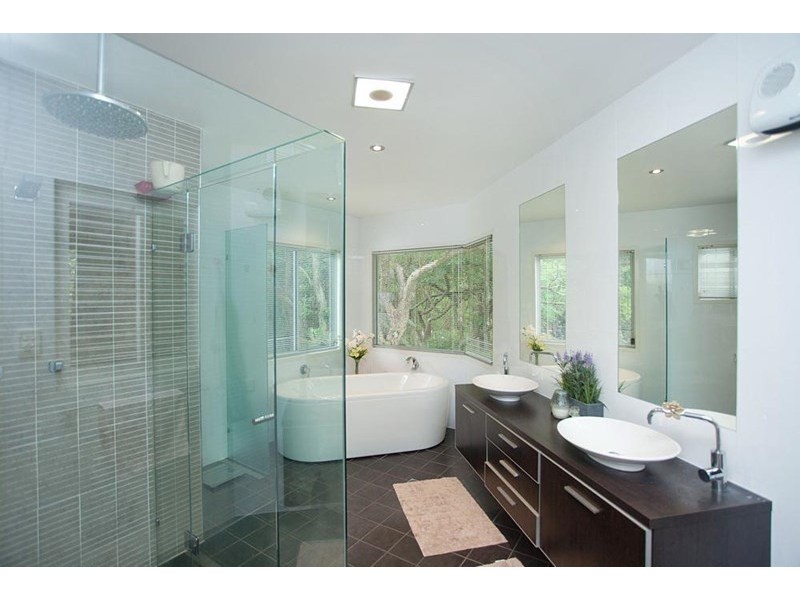 1551 Logan Road, Mount Gravatt QLD 4122