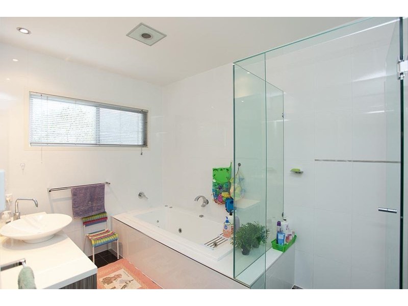 1551 Logan Road, Mount Gravatt QLD 4122