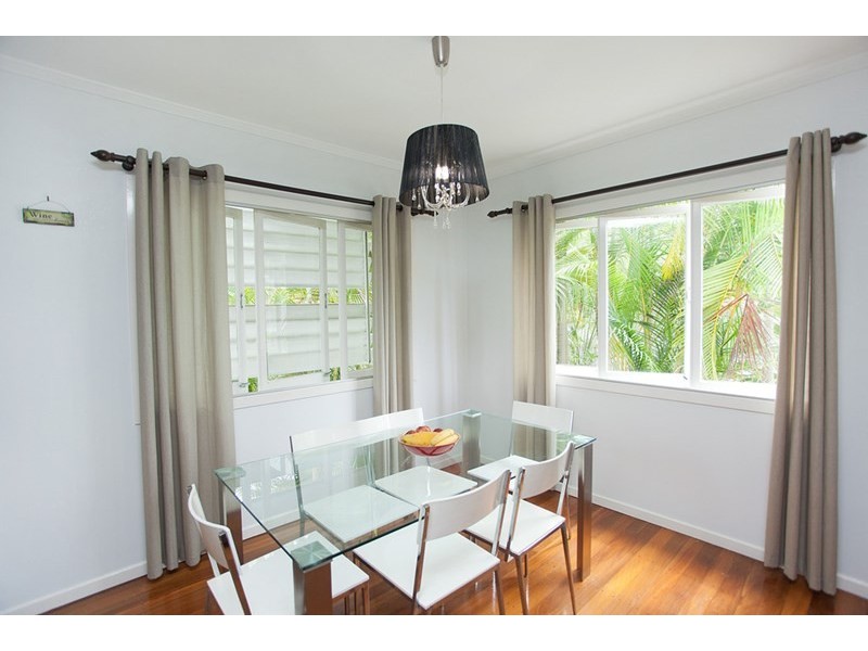 2 Alberon Street, Wishart QLD 4122