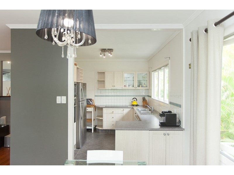 2 Alberon Street, Wishart QLD 4122