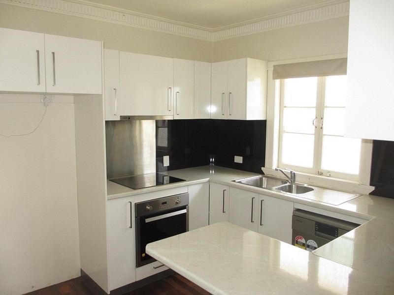 77 Dawson Road, Upper Mount Gravatt QLD 4122