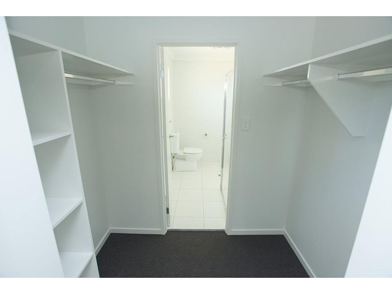 9 and 10/274 Kingston Road, Slacks Creek QLD 4127