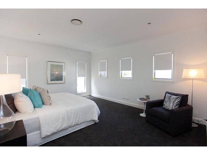 40 Latimer Street, Holland Park QLD 4121