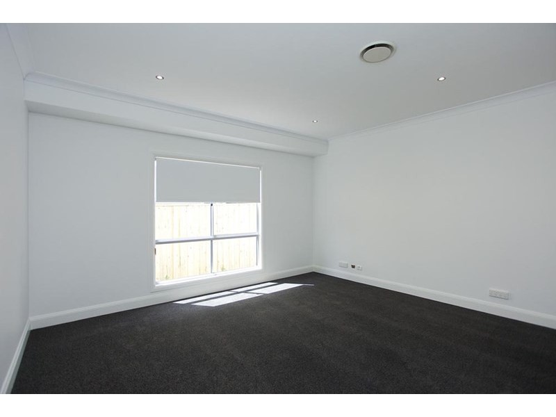 40 Latimer Street, Holland Park QLD 4121