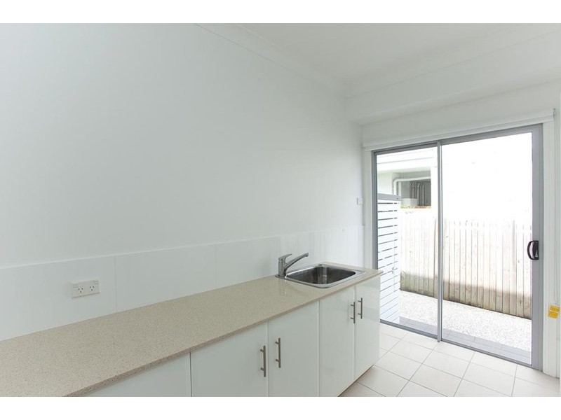 40 Latimer Street, Holland Park QLD 4121