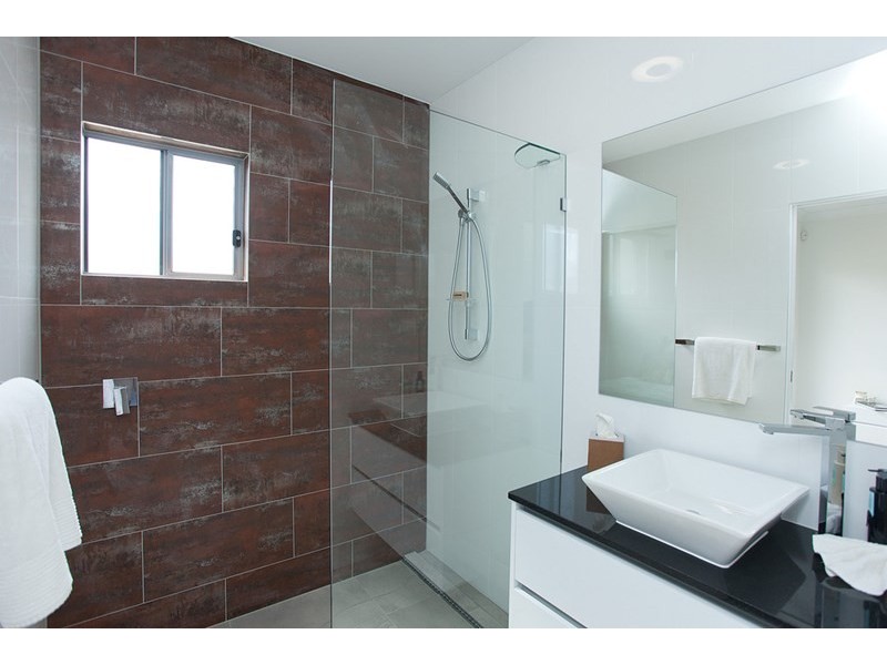 77 Wadley Street, Macgregor QLD 4109