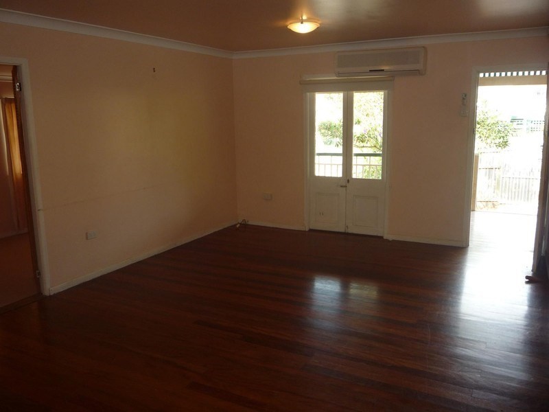 32 Dykes Street, Mount Gravatt East QLD 4122