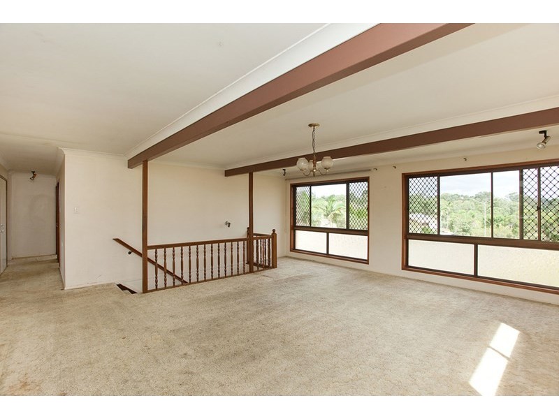 12 Gullane Street, Macgregor QLD 4109