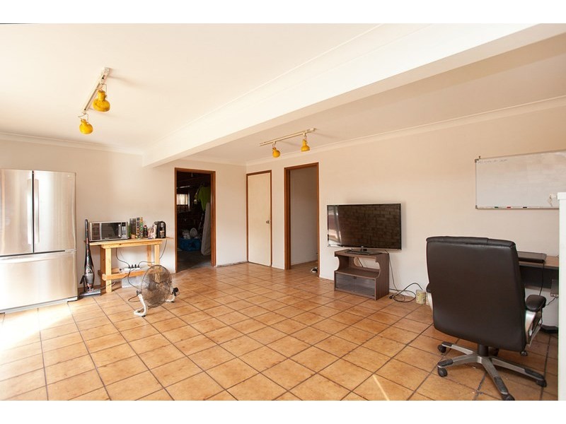 12 Gullane Street, Macgregor QLD 4109