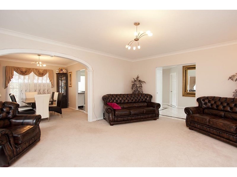 61 Catania Street South, Wishart QLD 4122