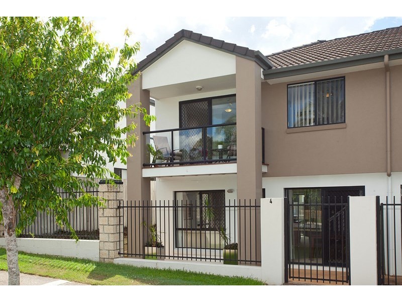 4/16 Violet Close, Eight Mile Plains QLD 4113