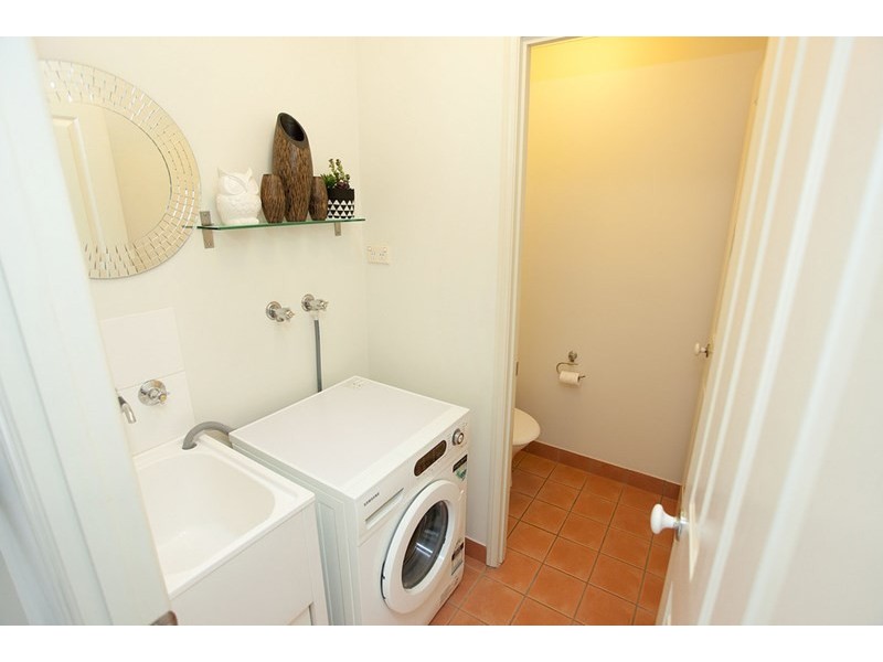 4/16 Violet Close, Eight Mile Plains QLD 4113