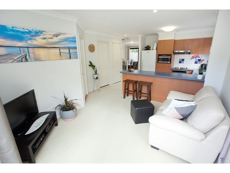 4/16 Violet Close, Eight Mile Plains QLD 4113