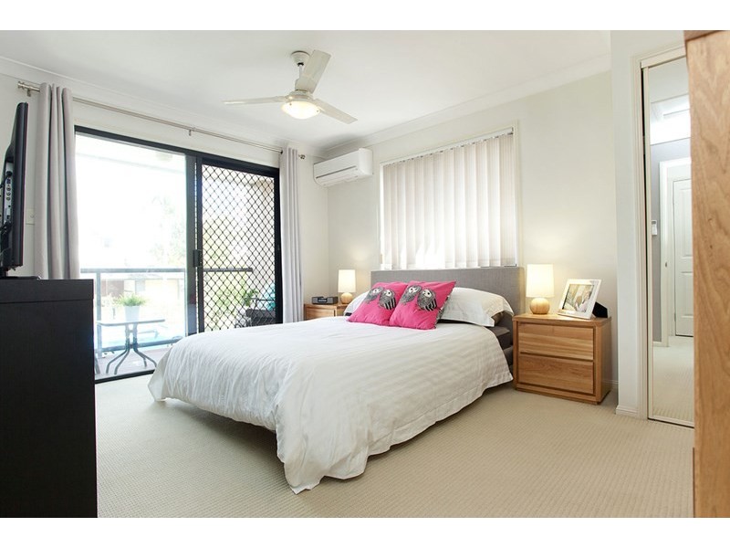 4/16 Violet Close, Eight Mile Plains QLD 4113
