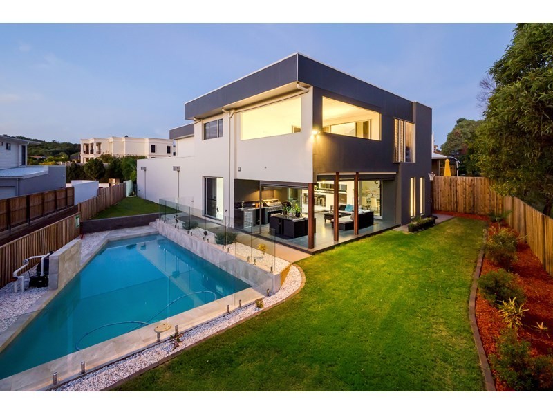 122 Ridgeview Street, Carindale QLD 4152