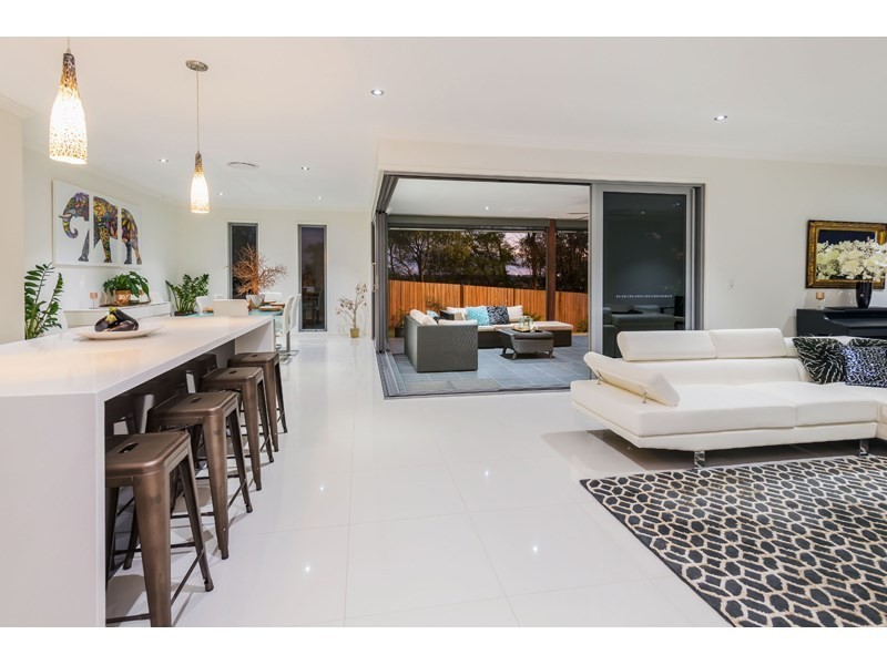 122 Ridgeview Street, Carindale QLD 4152