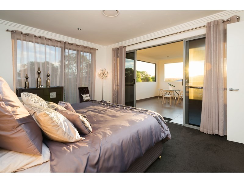 122 Ridgeview Street, Carindale QLD 4152