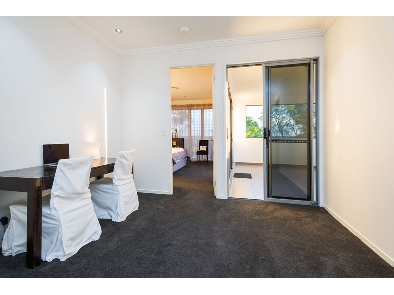 122 Ridgeview Street, Carindale QLD 4152