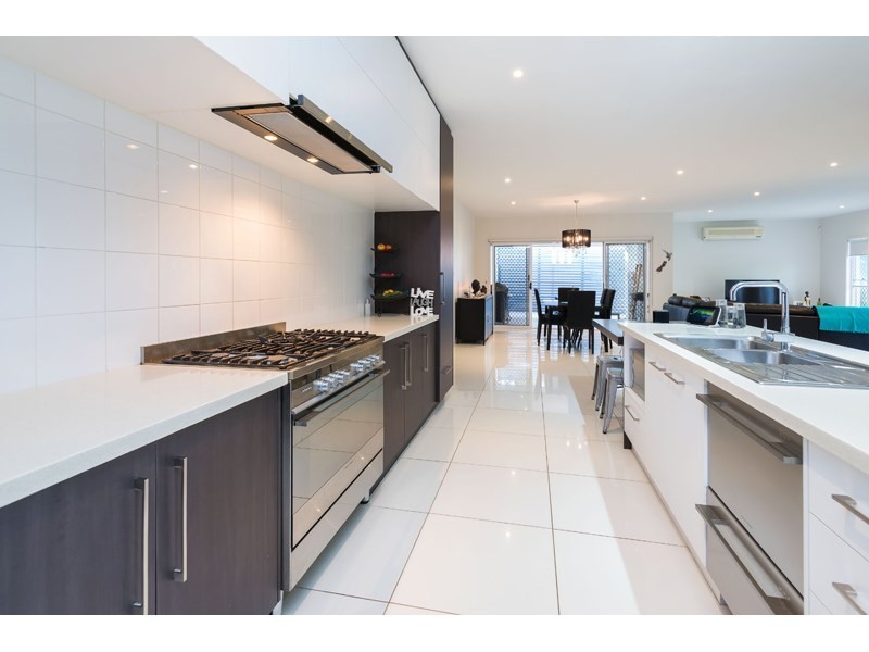 3 Paisley Court, Mount Warren Park QLD 4207