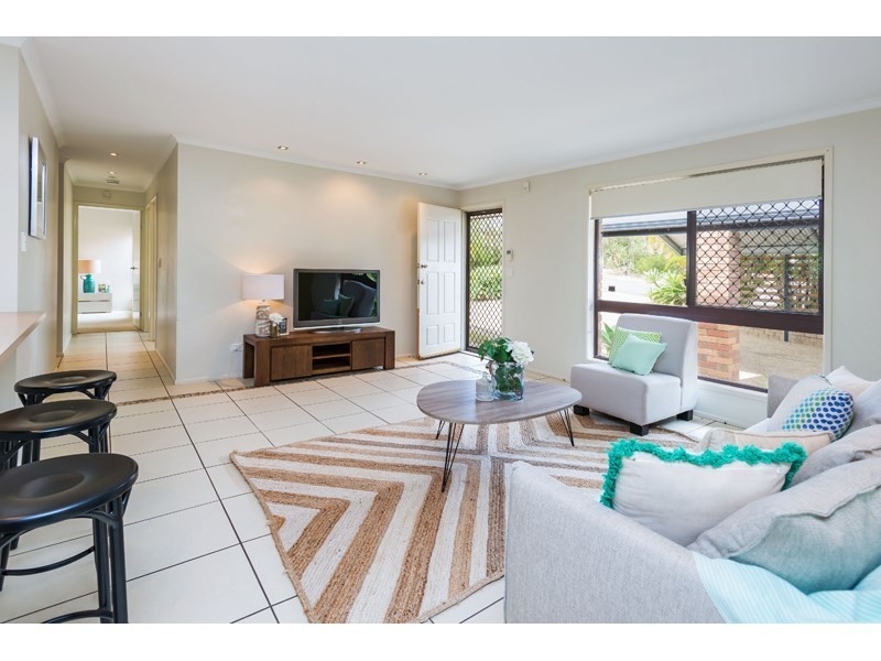 6 Osanna Street, Daisy Hill QLD 4127