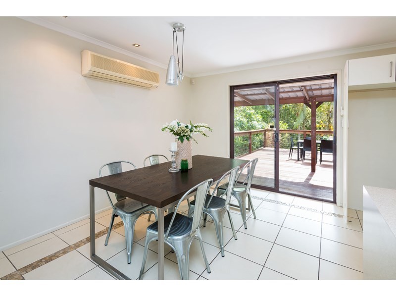 6 Osanna Street, Daisy Hill QLD 4127